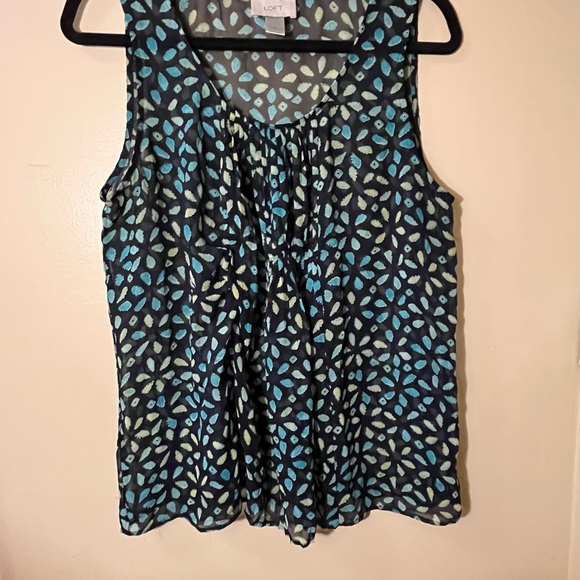 Loft Summer Top Size M - Picture 2 of 4